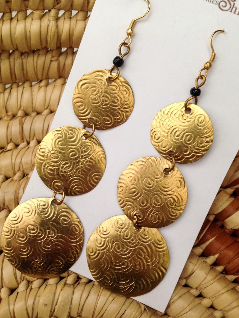 gold circles earrings